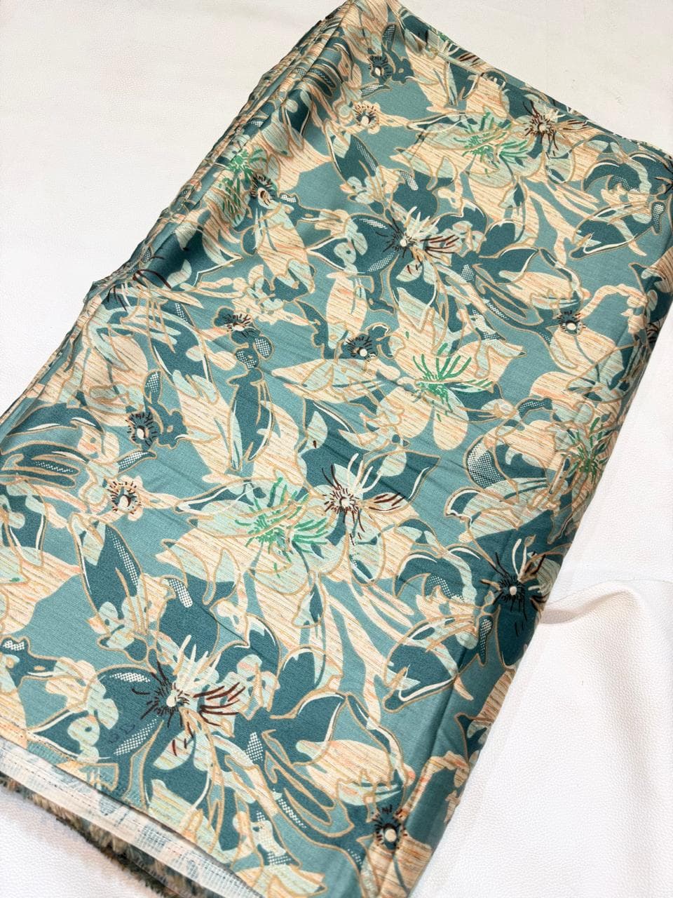 Silver Grey Botanical Floral Print 60s Pure Jam Cotton - Silver Grey